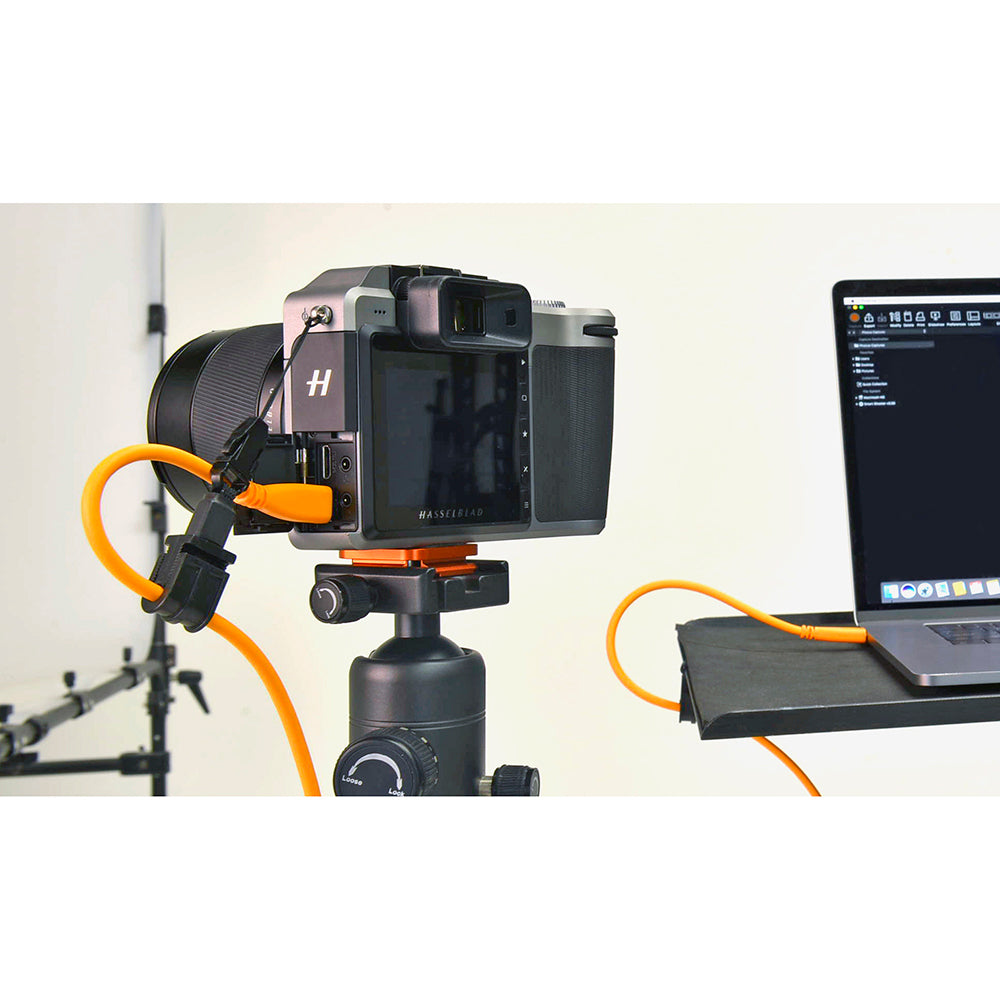 What is Tethered Shooting? — Color Confidence