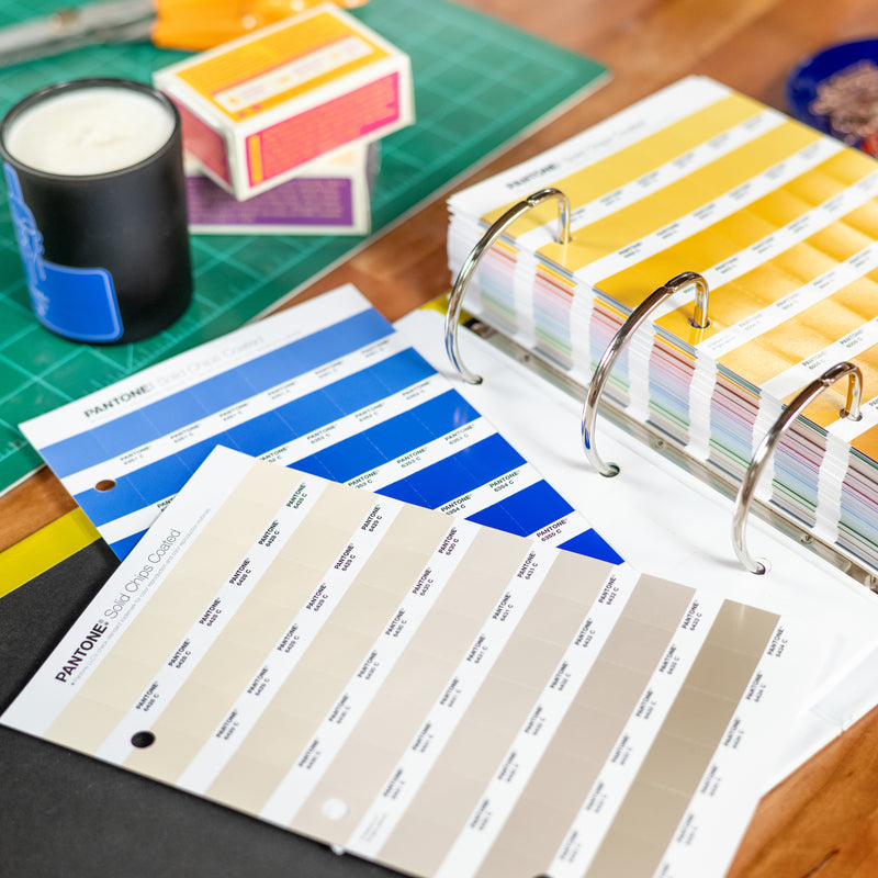 PANTONE Solid Chips Set Coated and Uncoated