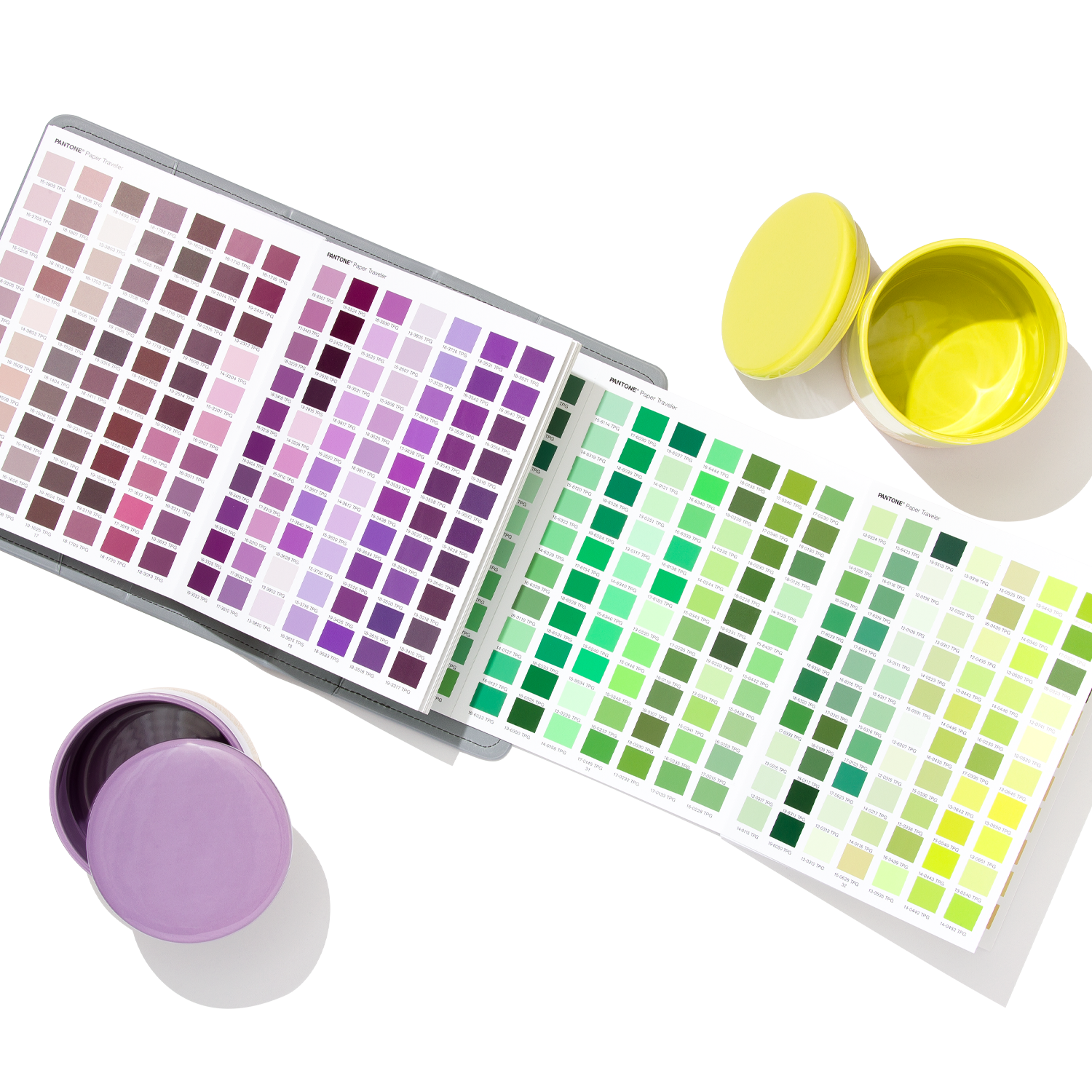The Pantone Paper Traveler: A Colourful Journey of Inspiration — Color ...